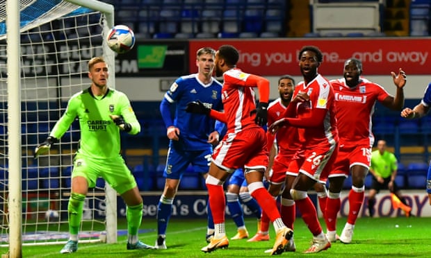 EFL’s Rick Parry says football being ‘ignored or victimised’ by government