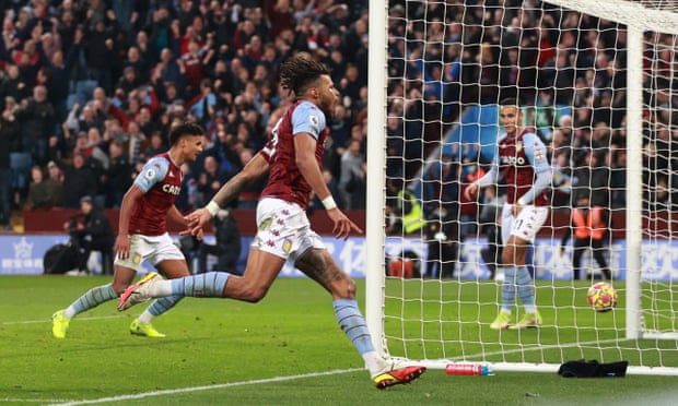 Late goals against Brighton get Steven Gerrard off to perfect start at Aston Villa