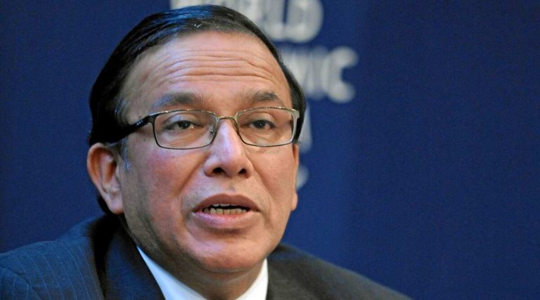 Ex-SBI chief Pratip Chaudhuri held in loan default case