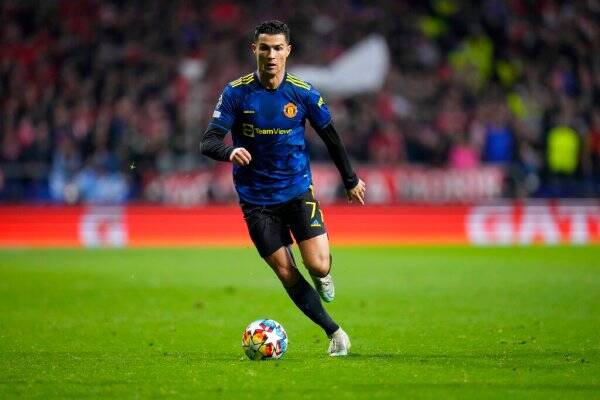 Man United score late to salvage 1-1 draw with Atletico