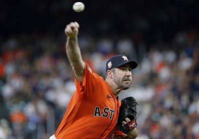 Verlander wins MLB-leading 14th, Astros rout Mariners 11-1