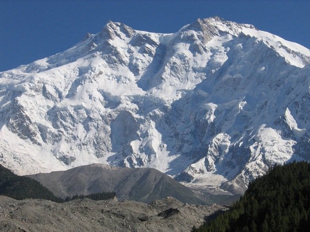 Nepali Sherpa sets climbing record on Pakistan mountain