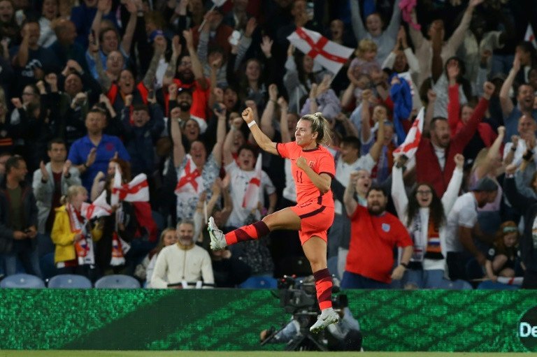 England aim to launch Euro 2022 in style