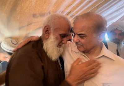 PM urges joint efforts for early rehabilitation of flood-hit areas